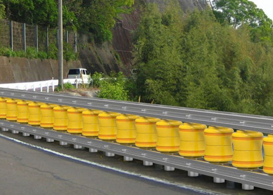 satın al Yüzey Montajlı EVA dolu rulo korkuluk SB sınıfı darbe emici güvenlik bariyeri depo ve ortamlar için idealdir online manufacture