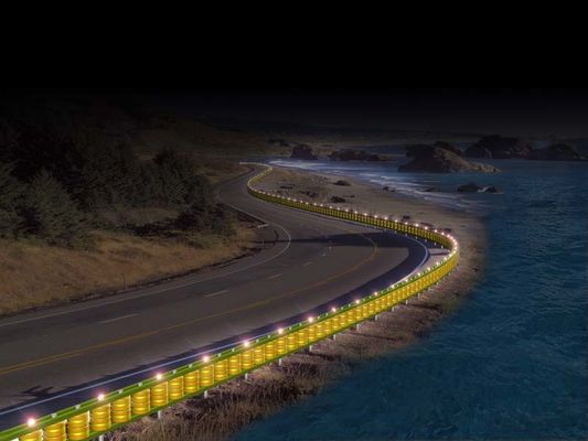 satın al Güvenlik sağlamak için Q235 Metal malzemesi ve dayanıklılık çelik kullanılarak tasarlanan EVA Roller Material Rolling Guardrail Barrier online manufacture