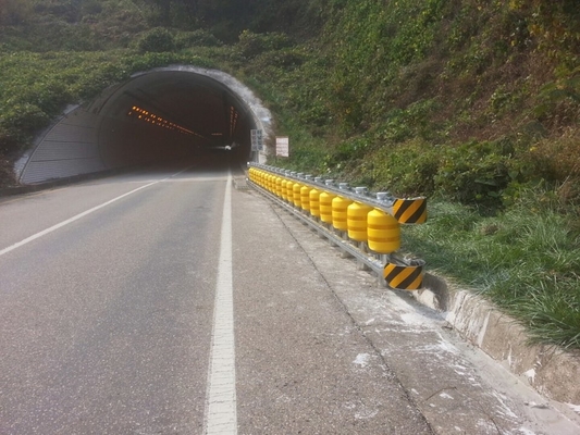 satın al 4 Meters Length Highway Roller Barrier for Mountain Roads Highly Recommended in Oman online manufacture
