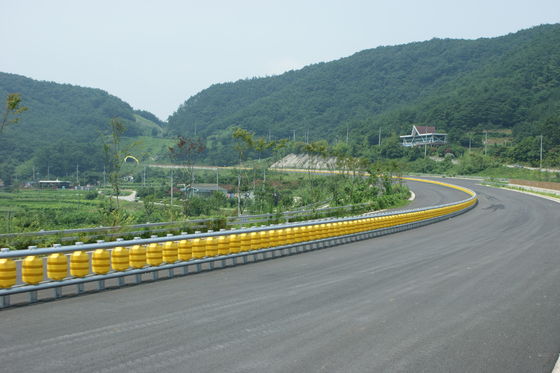 satın al 50x200mm boyutunda koruyucu parmaklıklı özel izin verilen yuvarlak bariyer sağlam güvenlik ve site erişim kontrolü sağlamak için tasarlanmıştır online manufacture