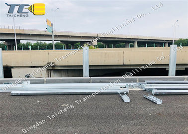 Good price Metal Tünel Kaza Kirişi Bariyeri Paslanmaz, Otoyol Koruyucu Ray Bariyeri çevrimiçi
