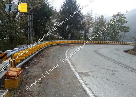 Good price Dayanıklı Otoyol Metal Korkuluk Q235 Sıcak Daldırma Galvanizli Metal Malzeme çevrimiçi
