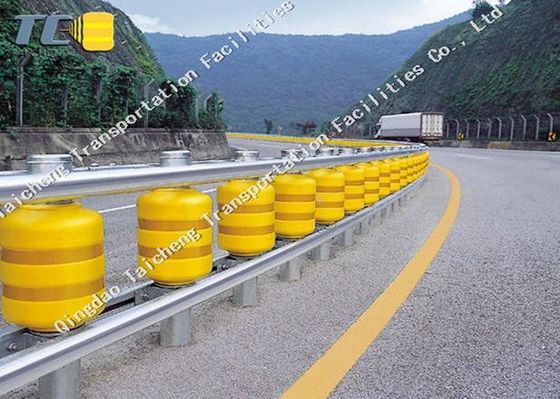 Good price Köpük Dolgulu Eğri Rolling Otokorkuluk Bariyer Sistemi Güvenliği çevrimiçi