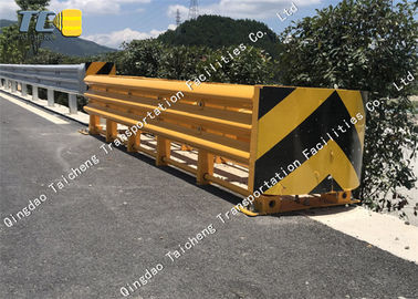 Good price Anti Darbeli Kızak Kazasında Yastık Bariyeri Kalınlaşmış Boru Yansıtıcı Gece Sürüşü çevrimiçi